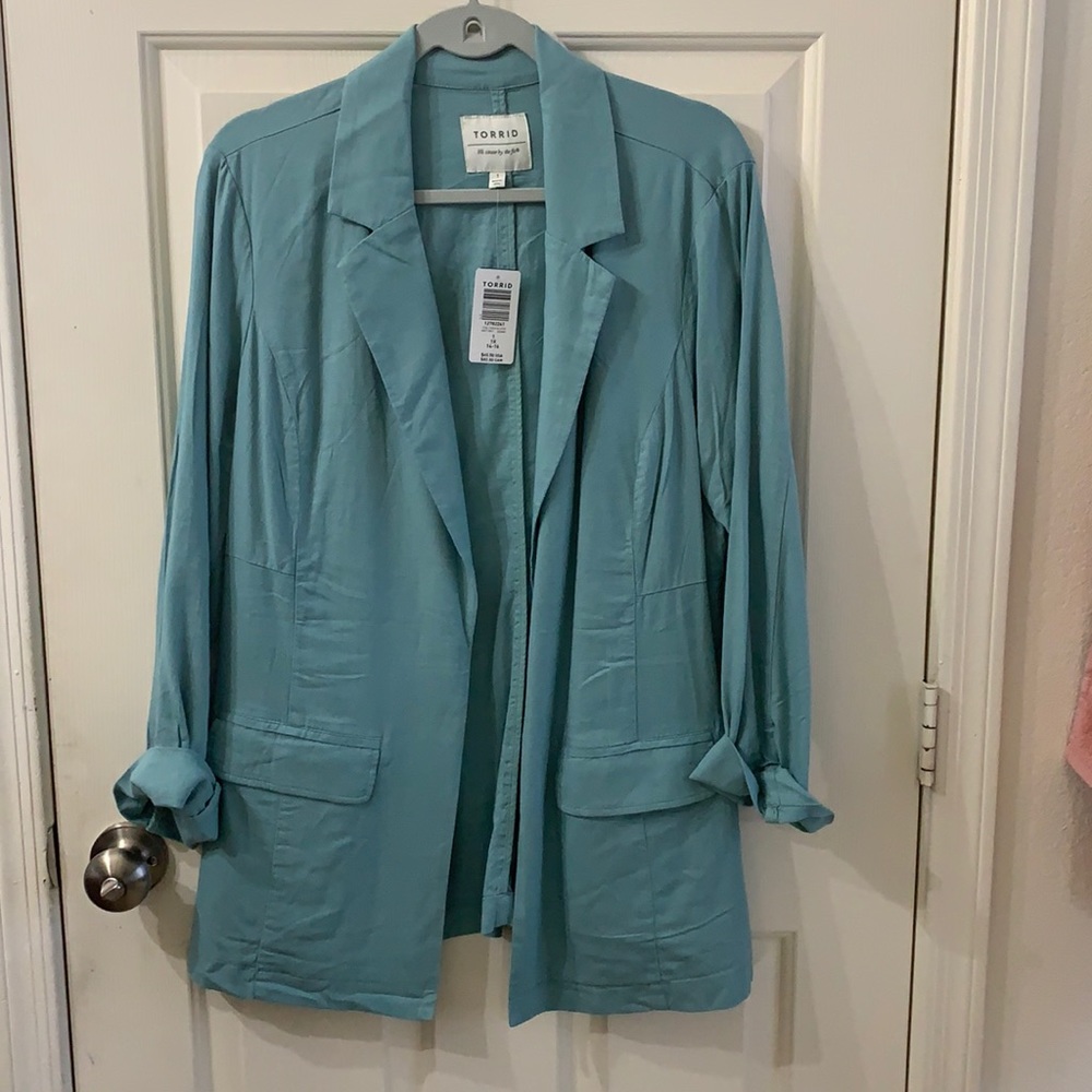 NWT Torrid Women’s Blazer